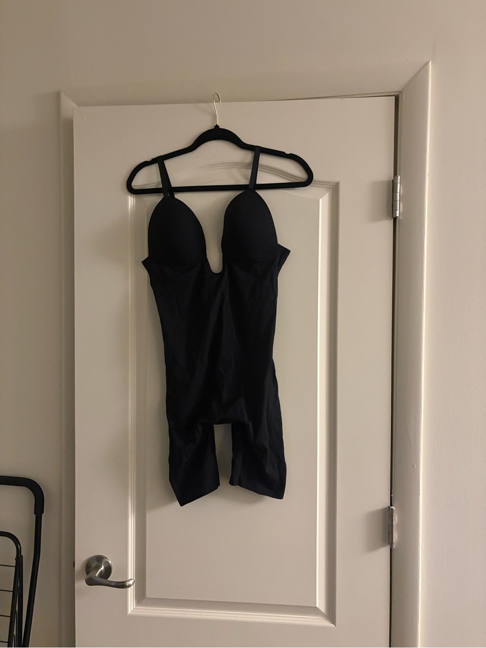 SHEIN Black Seamless Underwire Shaping Bodysuit